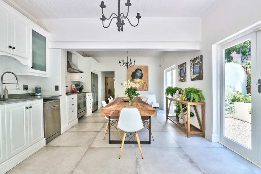3 Bedroom Property for Sale in Gardens Western Cape